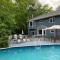 Lakeview Cottage in the forest with private Swimming Pool - Bobcaygeon