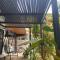 Kontor Mansion - 3 mins to Teluk Chempedak Beach & Private Pool - 关丹