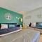 Lively Home near Downtown, stadium, Wynwood