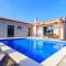 Villa Balun in Orihi - 3 bedrooms - pool - garden - sauna - Orihi