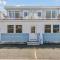 33rd Unit 1 Beachbound Parking 2 Blocks to the Beach