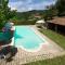 Experience the charm of Tenuta Le Caselle, a cozy farmhouse surrounded by nature and comfort!