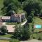 Chateau Barayre - beautiful 12th century castle with pool and large garden - Laussou