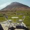 Sea and Mountain View - Scenic Village - 2BR House - Viðareiði