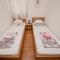 Apartments in Supetarska Draga with sea view, terrace, air conditioning, WiFi 4551-1 and 4551-2