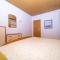 Spacious apartment 50 m from the beach