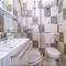 Spacious apartment 50 m from the beach