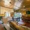 Moorhen Lodge