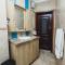 Bays Lodge, Accra
