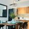 Chic Cosy at Kota Warisan Near Aiport KLIA KLIA2 5-7 Pax