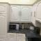 Y Bwythyn - Lovely cottage in village of Spittal