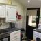 Y Bwythyn - Lovely cottage in village of Spittal