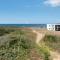 Grand duplex bord de plage avec Terrasse par Groom