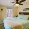 Cozy 3 Oaks Cottage in Gulfport Close to Beach!