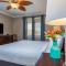 Sunset Harbor Palms 2-107