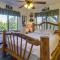 2 Mi to Show Low Lake Scenic Cabin with Balcony - 肖洛