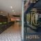 First Class Hotel