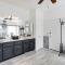 Modern Gem with Fire Pit 3 Mi to Goodyear Ballpark!