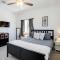 Modern Gem with Fire Pit 3 Mi to Goodyear Ballpark!