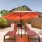 Pool, Fire Pit and Grill Goodyear Home! - غوديير