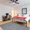 Charlotte Getaway with Yard - 3 Mi to Uptown! - Charlotte
