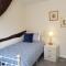 Cruck Cottage - Gorgeous 300 Year Old Cottage Mins from North Yorkshire Moors, Steam Trains and Picturesque Pickering