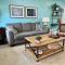New! Tropical Hideaway near Beach! Tons of Parking