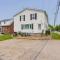 Home with Screened-In Porch Less Than 1 Mi to Lake Erie