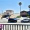 Beach House located in quiet community. - Oxnard