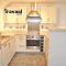 The Aviator Apartment - Farnborough - Allocated Parking, WI-FI & Self Check-in