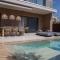 Salina SPA Villas - with PRIVATE HEATED ECO-POOL, SAUNA & JACCUZI HOT TUB - 沃洛斯