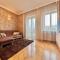 Exclusive Colourful Flat in the city
