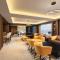 Courtyard by Marriott Mumbai International Airport - Bombay