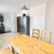 Stunning 3 bed house sleeps6 - Nottingham