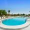 Howard Johnson by Wyndham Winter Haven FL