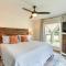 Pecan Blue Frisco Home with Private Yard and Hot Tub
