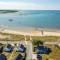 Across from Mayo Beach walk to downtown - Wellfleet