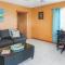 YanceyLargo Estate - Newly Renovated 7BR Beautiful Two-Story w Gorgeous Mountain View villa