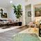 RARE Downtown Matthews walk 2 shops restauraunts hike CLT 2 Bedroom not 3br