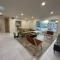 The Sun House - 3 Bed, 2 Bath, Private Pool, Fire Pit, Huge Backyard