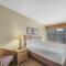 CO406 Copper One Lodge condo