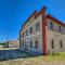 2 Mi to Ice Caves Pet-Friendly Eben Junction Apt