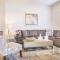 LakeView Penthouse Elegance condo