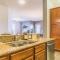 LakeView Penthouse Elegance condo