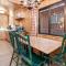 The Sugar Loft - Cozy cabin located in one of the quietest neighborhoods! Relax and recharge!