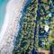 82 Degrees I Private Properties