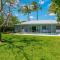 Vibrant Pool Home! Kayak, Firepit & Playground! - West Palm Beach