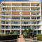 Beachpoint 402