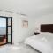 Penthouse in Puerto Banus with sea and marina views