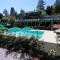 The Woods Hotel - Gay LGBTQ Cabins